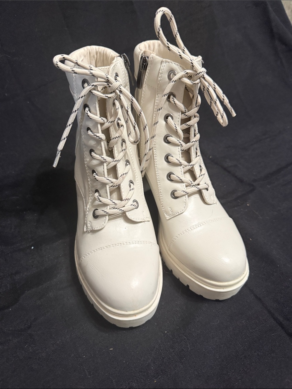 Nine West Cream Lace-Up Platform Ankle Boots